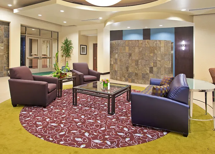 & Airport By Ihg Hotel