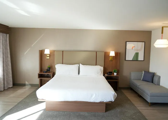 & Airport By Ihg 3* Phoenix