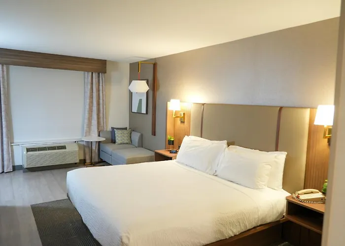 & Airport By Ihg 3* Phoenix