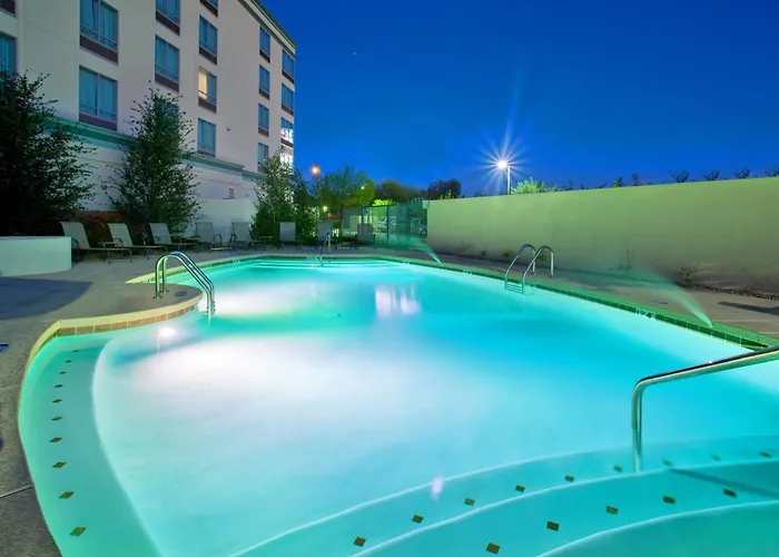 Hotel & Airport By Ihg Phoenix